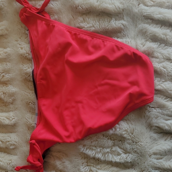 Iron Fist bikini - Picture 3 of 8